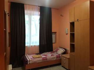 Хостелы Hostel 13 Харьков Односпальная кровать в общем номере-4