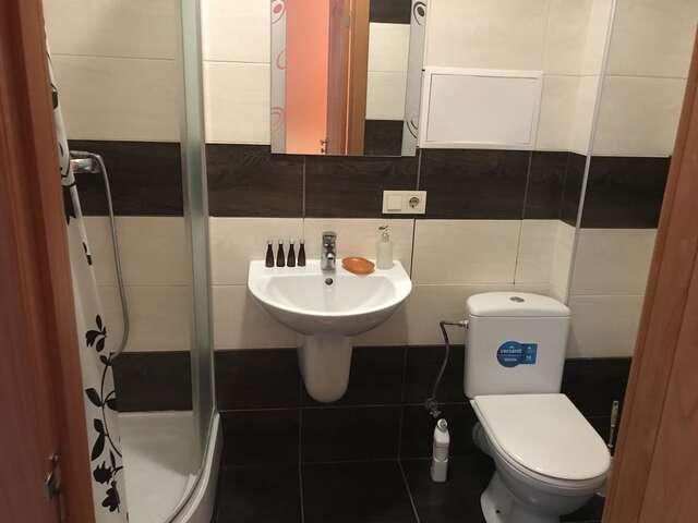 Хостелы Hostel 13 Харьков-16